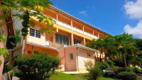 Bougainvillea Apartments