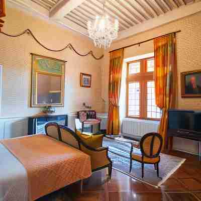 Château de Thorens Rooms