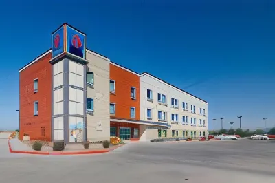 Motel 6 Midland, TX Hotel dekat Merritt Pavilion