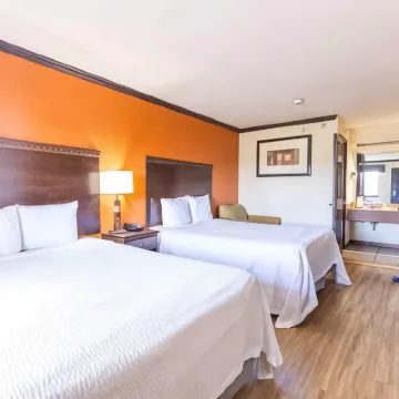 Days Inn by Wyndham Oklahoma City/Moore Hotels near Crossroads Shopping Center