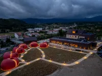 Cherry Sculpture Hotel Hotel di Aldeia de Joanes