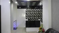 Hotel Holiday Era Opposite Railway Station - 2-Star