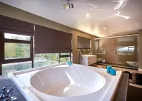 Dynasty Forest Sandown Self Catering Hotel Hôtels à : Wynberg