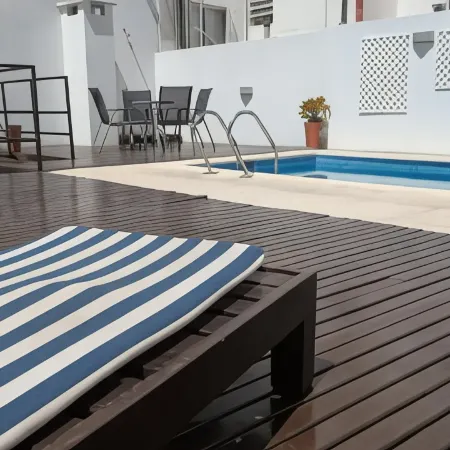 Arenales Suites