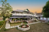 MGM Whispering Wind's Yelagiri Nilavoor Lake附近的飯店