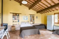 Un Petit Paradis Hotels in Marsciano