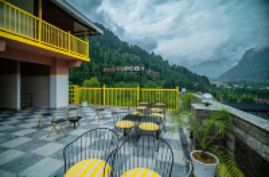 The Hosteller Old Manali, Manu Temple