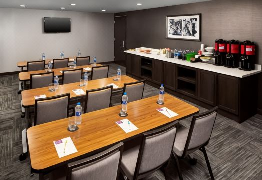 Hyatt Place Long Island/New York City