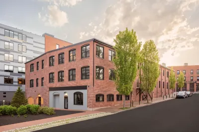 The Weldon Hotel Hotels in South Portland