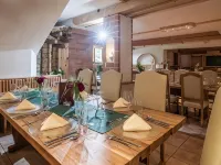 Ferienhof Kampfl Hotels in Fugen