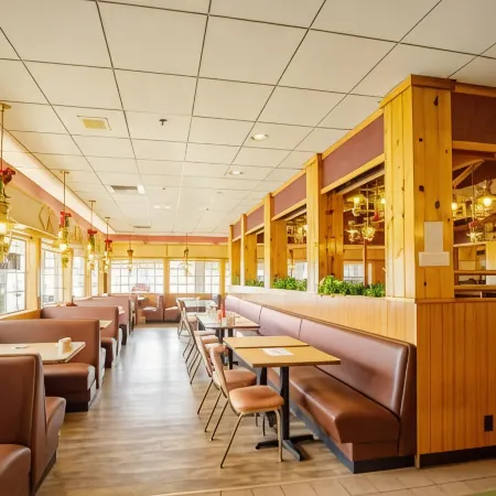 The Summit Inn