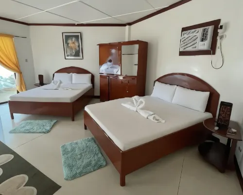 Isis Bungalows Kamar Photos
