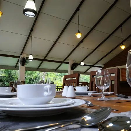 Sigiriya Cashew Palace Resort