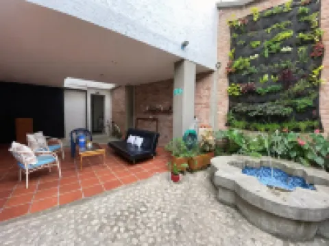 卡薩佈雷斯酒店