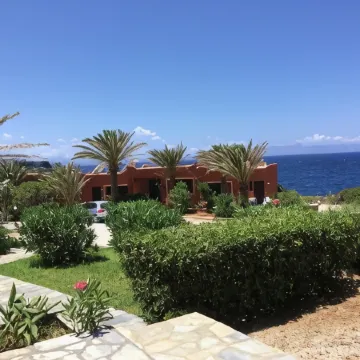 Georgia Vicky Studios & Apartments