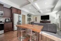 Pageland's Charming-Tranquil Country Setting Home/Sleeps 8/Fenced Yard Hotels in Chesterfield County