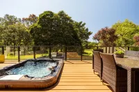 The Valley Way Luxury Estate Hotel di Wyong