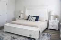 NEW LISTING!! Charming 3-bedroom house with Pool / Beach Access in St. Teresa