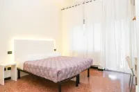 Lia Rooms 3