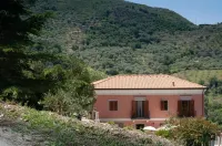 Villa Tecla Hotel di Naso