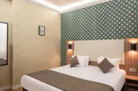 Hotel Cactus Hotels in Paris