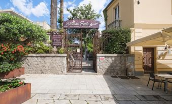 Kemani Villa Sara - Boutique Guest House - Housity