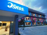 วริศธร เรสซิเด้น