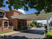 South Shore Inn Hotels in Sandusky