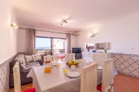 Sofia Beach Apartment by Acasadascasas