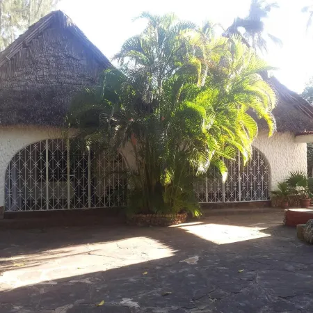 Dream of Africa Cottages Kanamai