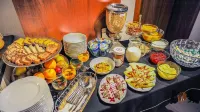 Celestin Residence - sarapan