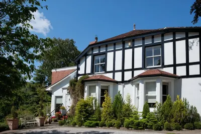 Tir y Coed Country House