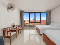 Cocorico Da Nang Beach Hotel Hotels in Da Nang