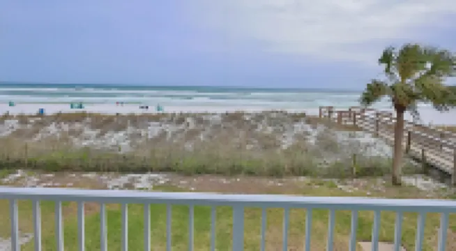 Breathtaking Gulf Views and Upscale Decor - Charming Coastal Getaway