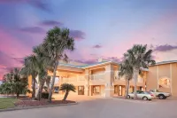 Super 8 by Wyndham Corpus Christi Отели в г. Корпас Кристи