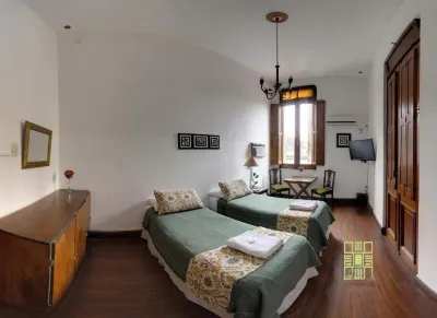 阿拉古爾達旅館 OMNILIFE REVENDEDORA INDEPENDIENTE BEATRIZ TORRES附近的飯店