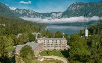 Hotel Bohinj - Parkplatz