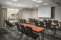Residence Inn Grand Rapids Airport فنادق في Kentwood