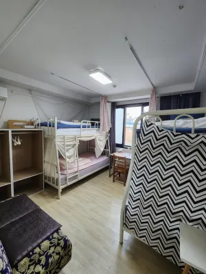 Aark House