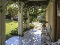 The Green Acorn Guest House Hotel di 