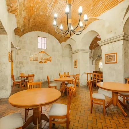Hotel Los Tambos Colonial