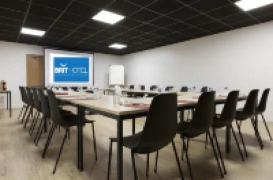 Brit Hotel Confort Amiens