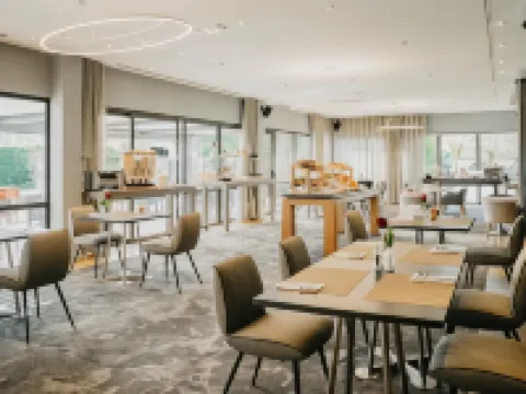 Pullman Toulouse Airport Hotels in Blagnac