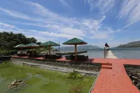 Toba Village Inn Hotels in Tomok