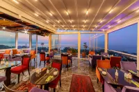 The Magnaura Palace Hotel - Dağ Manzaralı
