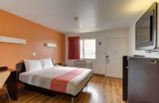 Motel 6 Amherst, Oh - Cleveland West - Lorain