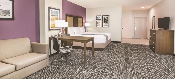 La Quinta Inn & Suites by Wyndham Dallas Plano - the Colony デントンのホテル