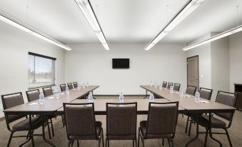 Country Inn & Suites by Radisson, Enid, OK