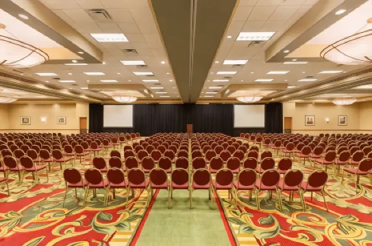 Radisson Hotel Cedar Rapids