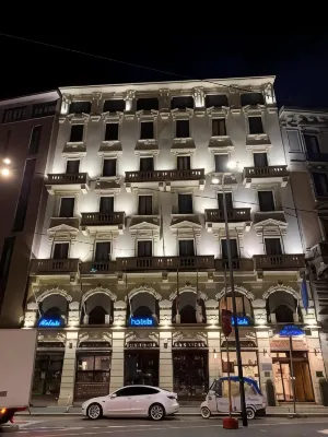 Mokinba Hotels King Hoteles cerca de Barrio Brera